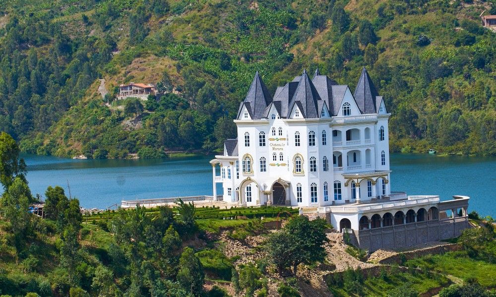 Château le Marara reopens under new management